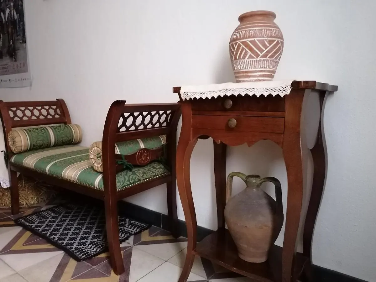 Bed and Breakfast Deiana Santu Lussurgiu 0*,  Italien
